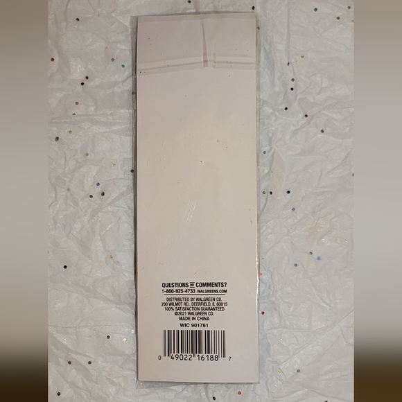 Holiday Make-Up Brushes and Sanitizer - Picture 3 of 5